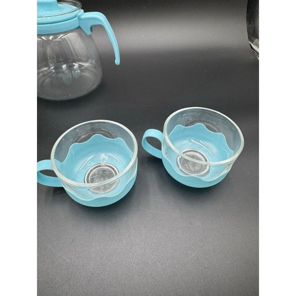Cute Little Coffee Pot With 4 Glass Cups